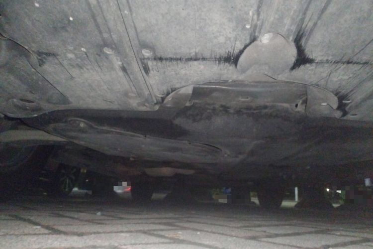 Used Toyota SIENNA 2023 2.5L Hybrid Comfort Edition Chassis Front
