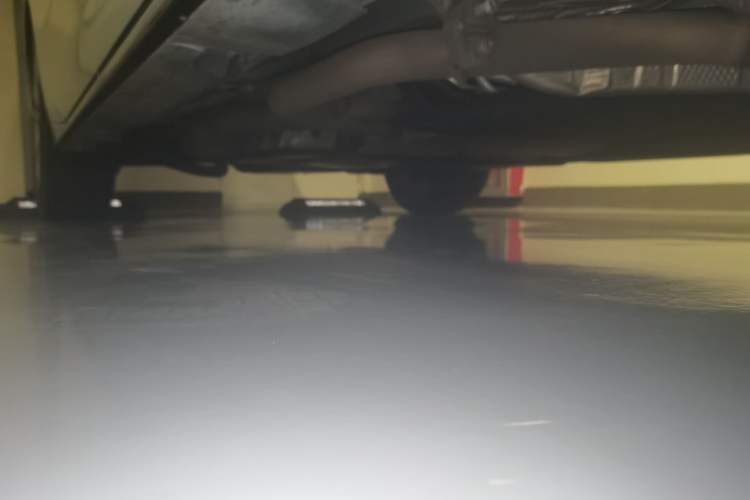 Used Toyota SIENNA 2023 2.5L Hybrid Deluxe Edition Chassis Front Right