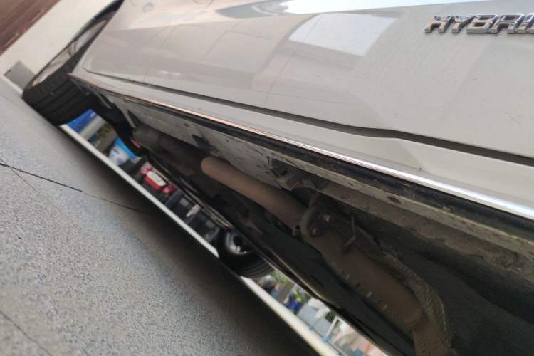 Used Toyota SIENNA 2023 2.5L Hybrid Deluxe Edition Chassis Front Right