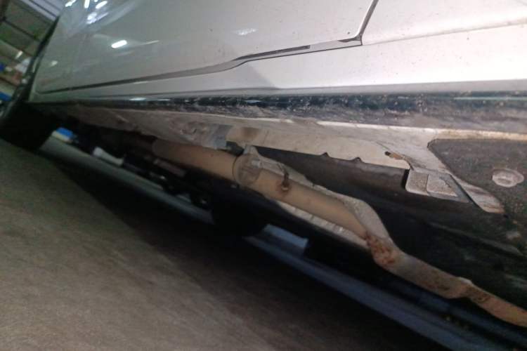 Used Toyota SIENNA 2023 2.5L Hybrid Deluxe Edition Chassis Front Right