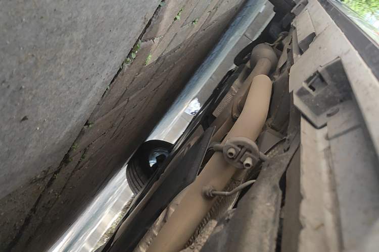 Used Toyota SIENNA 2023 2.5L Hybrid Deluxe Edition Chassis Front Right