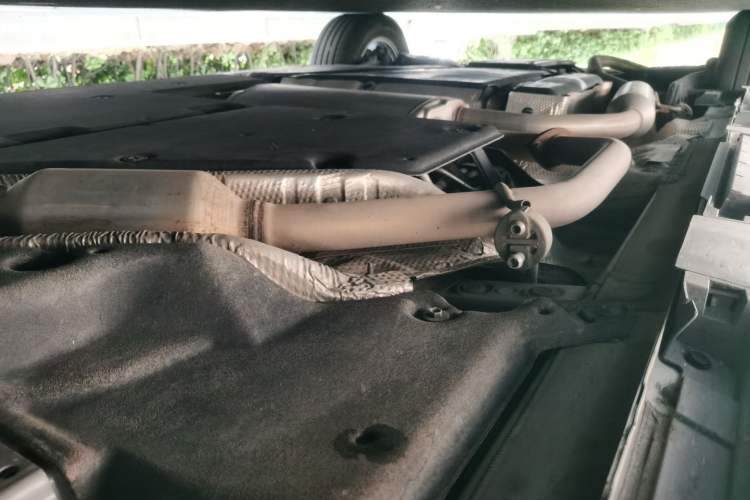 Used Toyota SIENNA 2023 2.5L Hybrid Luxury Edition Chassis Front Right