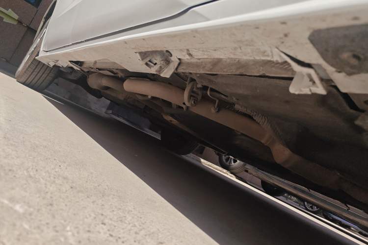 Used Toyota SIENNA 2023 2.5L Hybrid Comfort Edition Chassis Front Right