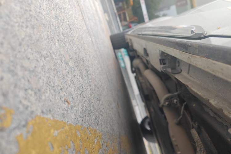 Used Toyota SIENNA 2023 2.5L Hybrid Deluxe Edition Chassis Front Right