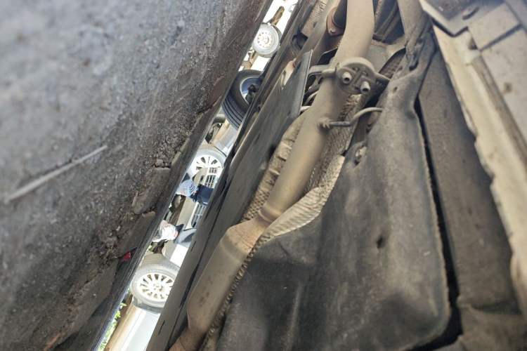 Used Toyota SIENNA 2023 2.5L Hybrid Deluxe Edition Chassis Front Right