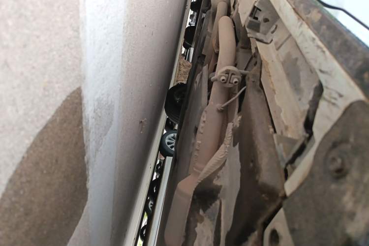 Used Toyota SIENNA 2023 2.5L Hybrid Deluxe Edition Chassis Front Right