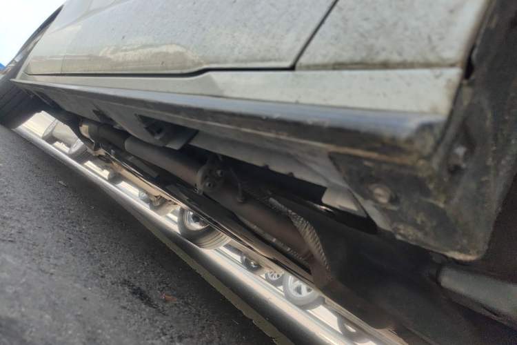 Used Toyota SIENNA 2023 2.5L Hybrid Deluxe Edition Chassis Front Right