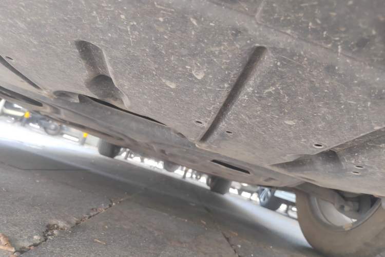 Used Toyota SIENNA 2023 2.5L Hybrid Comfort Edition Chassis Front