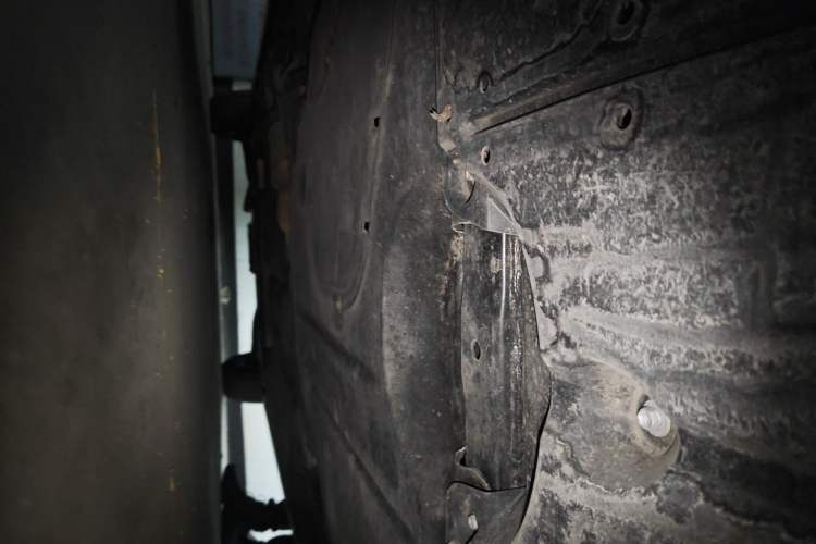 Used Toyota SIENNA 2023 2.5L Hybrid Comfort Edition Chassis Front