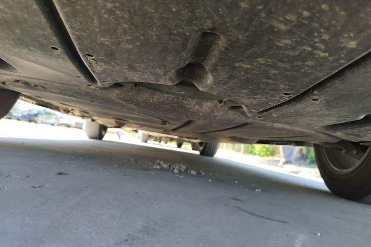 Used Toyota SIENNA 2023 2.5L Hybrid Comfort Edition Chassis Front