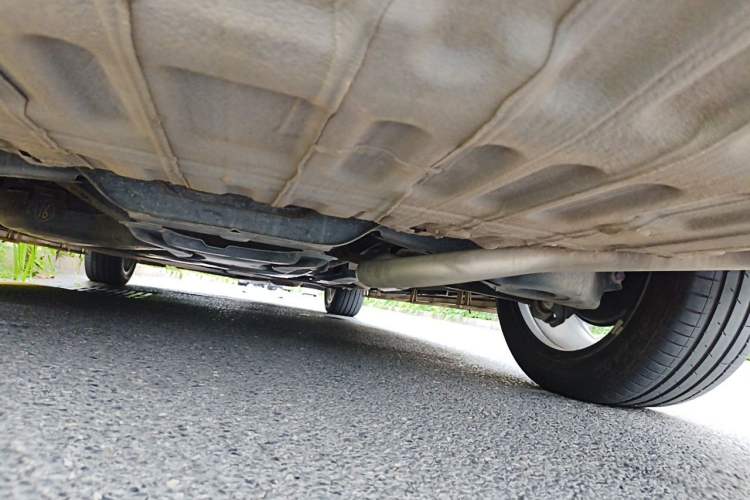 Used Toyota SIENNA 2023 2.5L Hybrid Deluxe Edition Chassis Rear