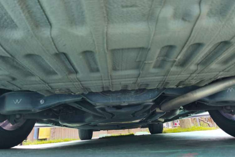 Used Toyota SIENNA 2023 2.5L Hybrid Comfort Edition Chassis Rear