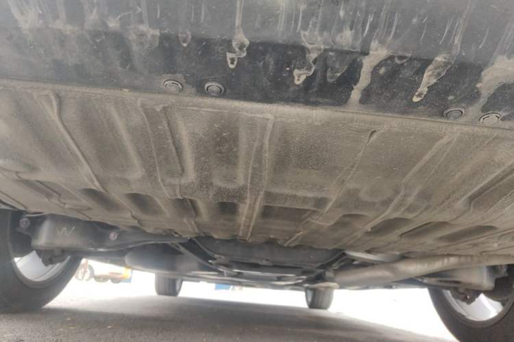 Used Toyota SIENNA 2023 2.5L Hybrid Deluxe Edition Chassis Rear