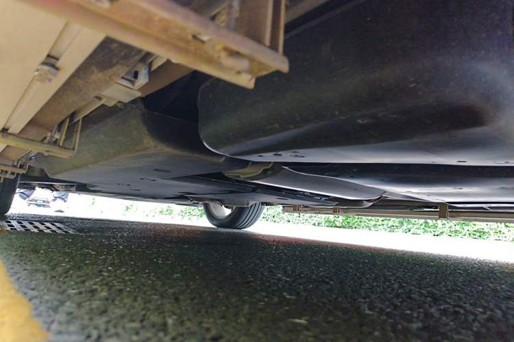 Used Toyota SIENNA 2023 2.5L Hybrid Deluxe Edition Chassis Rear Left