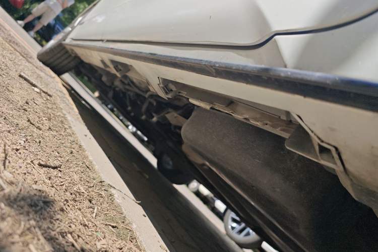 Used Toyota SIENNA 2023 2.5L Hybrid Deluxe Edition Chassis Rear Left
