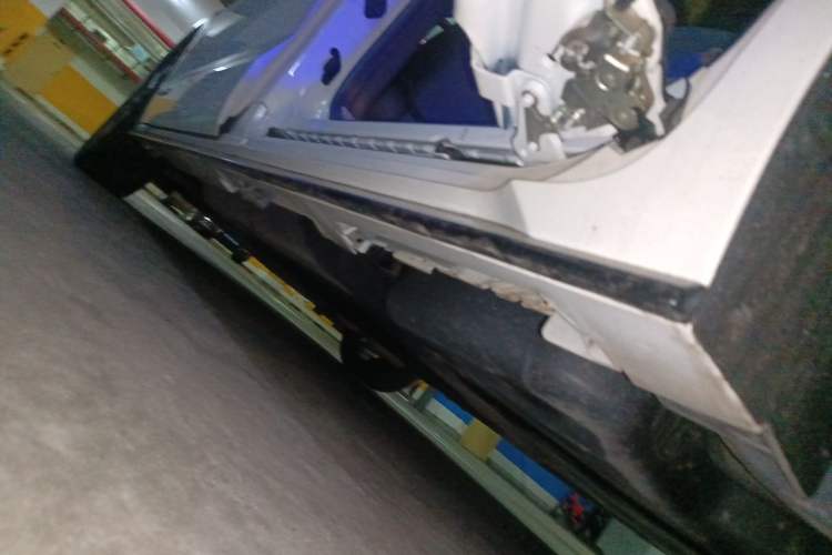 Used Toyota SIENNA 2023 2.5L Hybrid Deluxe Edition Chassis Rear Left