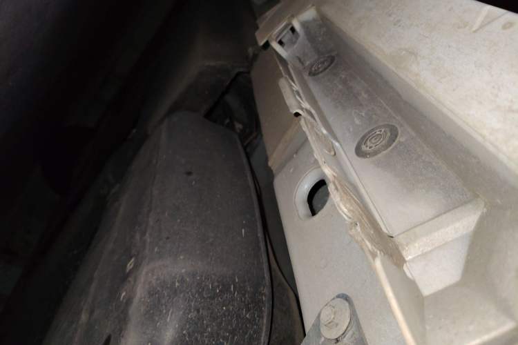 Used Toyota SIENNA 2023 2.5L Hybrid Comfort Edition Chassis Rear Left