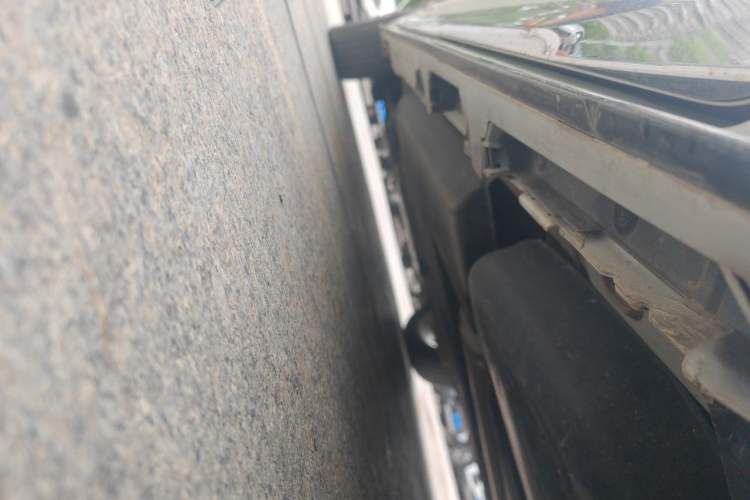 Used Toyota SIENNA 2023 2.5L Hybrid Deluxe Edition Chassis Rear Left
