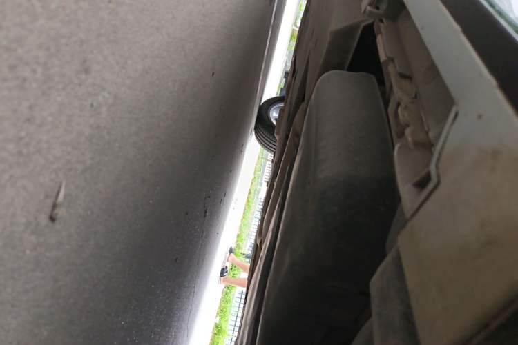 Used Toyota SIENNA 2023 2.5L Hybrid Deluxe Edition Chassis Rear Left