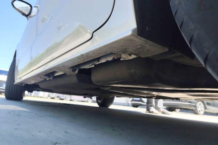 Used Toyota SIENNA 2023 2.5L Hybrid Comfort Edition Chassis Rear Left