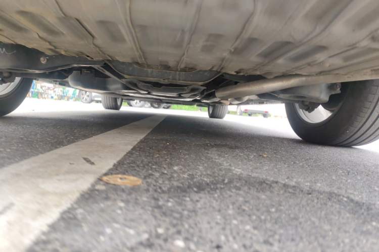 Used Toyota SIENNA 2023 2.5L Hybrid Deluxe Edition Chassis Rear