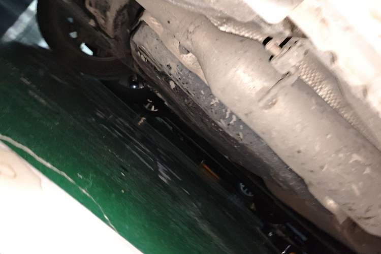 Used Toyota SIENNA 2023 2.5L Hybrid Deluxe Edition Chassis Rear Right