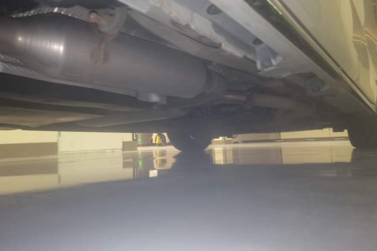 Used Toyota SIENNA 2023 2.5L Hybrid Deluxe Edition Chassis Rear Right