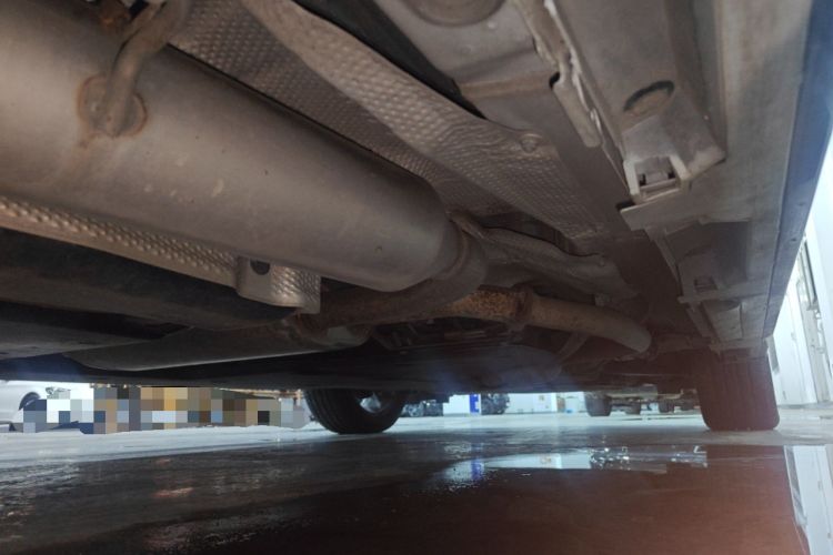 Used Toyota SIENNA 2023 2.5L Hybrid Deluxe Edition Chassis Rear Right