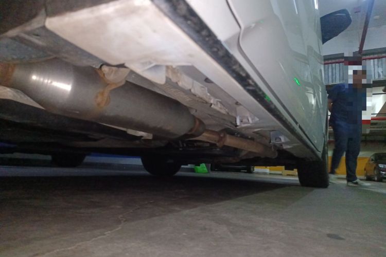 Used Toyota SIENNA 2023 2.5L Hybrid Deluxe Edition Chassis Rear Right