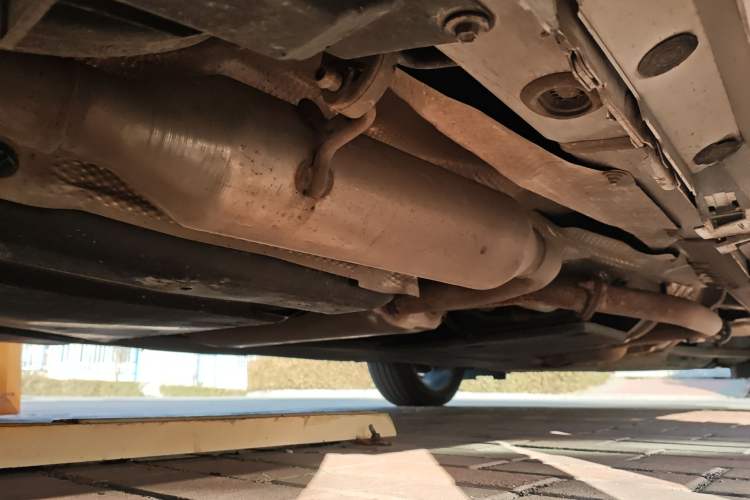 Used Toyota SIENNA 2023 2.5L Hybrid Deluxe Edition Chassis Rear Right