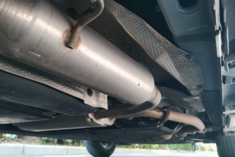 Used Toyota SIENNA 2023 2.5L Hybrid Luxury Edition Chassis Rear Right