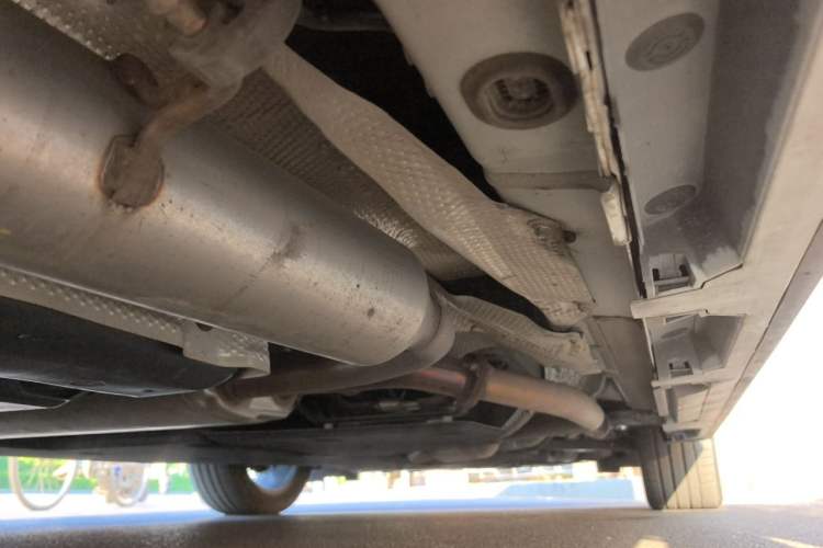 Used Toyota SIENNA 2023 2.5L Hybrid Platinum Edition Chassis Rear Right
