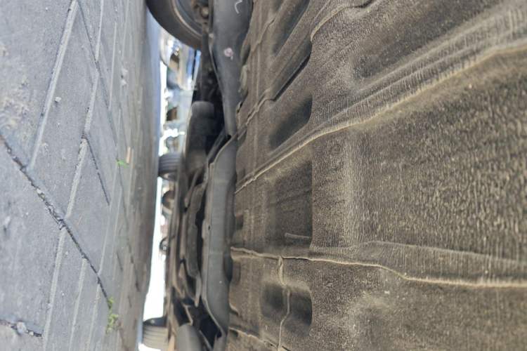 Used Toyota SIENNA 2023 2.5L Hybrid Deluxe Edition Chassis Rear