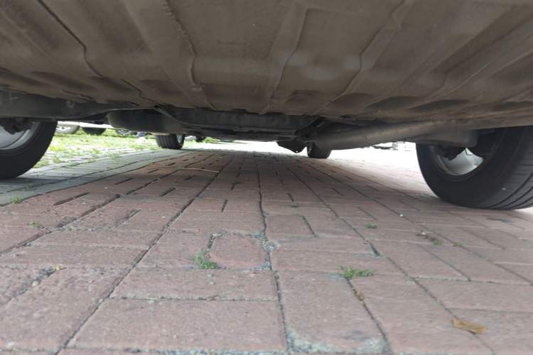 Used Toyota SIENNA 2023 2.5L Hybrid Platinum Edition Chassis Rear