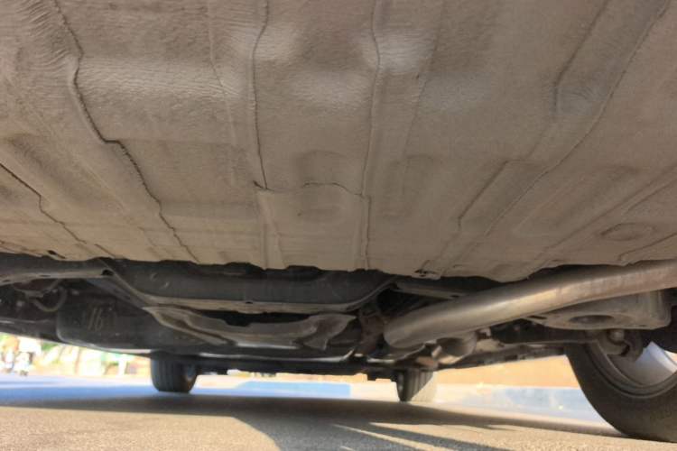 Used Toyota SIENNA 2023 2.5L Hybrid Platinum Edition Chassis Rear