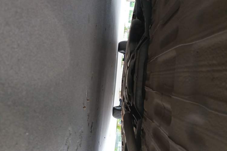 Used Toyota SIENNA 2023 2.5L Hybrid Deluxe Edition Chassis Rear