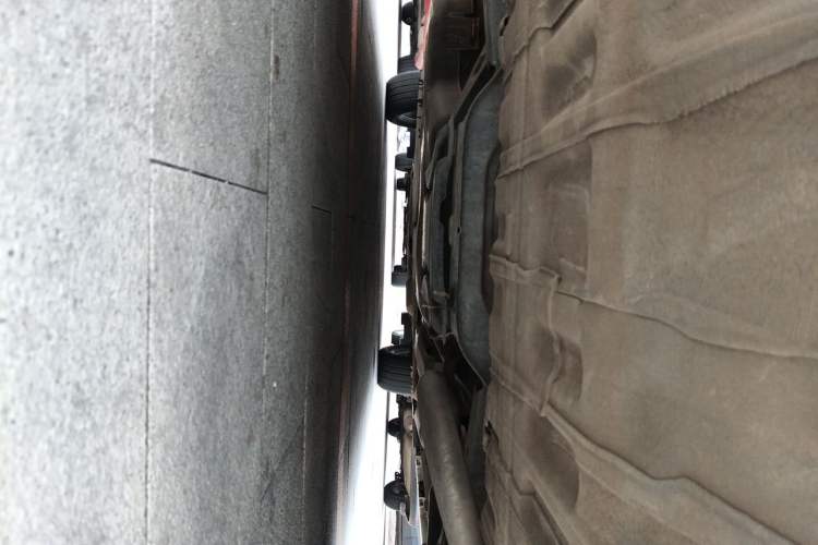 Used Toyota SIENNA 2023 2.5L Hybrid Deluxe Edition Chassis Rear