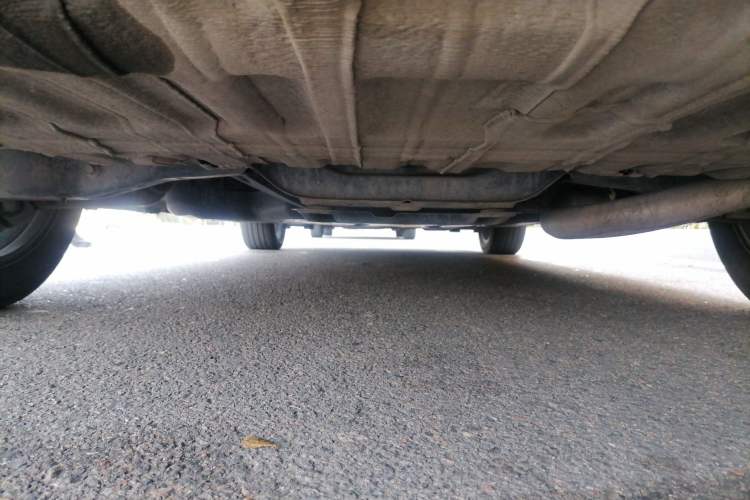 Used Toyota SIENNA 2023 2.5L Hybrid Deluxe Edition Chassis Rear