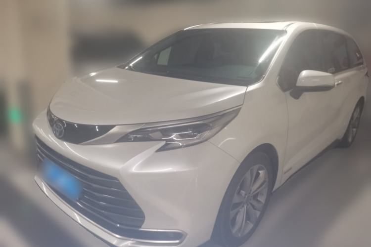 Used Toyota SIENNA 2023 2.5L Hybrid Deluxe Edition Guazi used car, China used car export, Used car for sale, Used  cars, Cheapest cars for sale