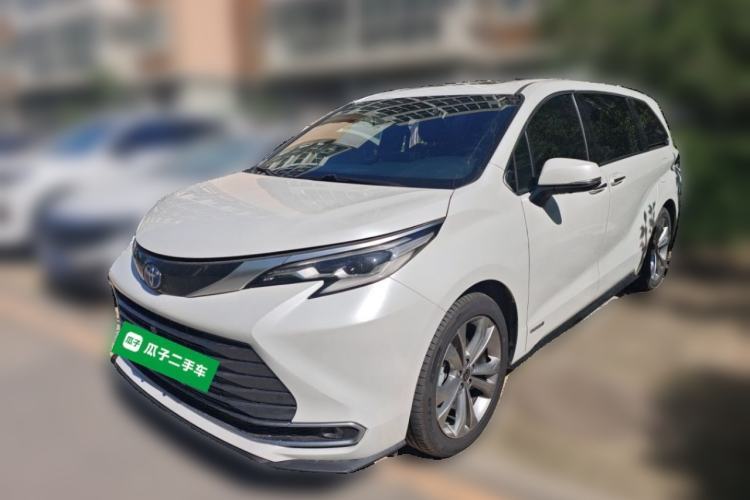 Used Toyota SIENNA 2023 2.5L Hybrid Deluxe Edition Guazi used car, China used car export, Used car for sale, Used  cars, Cheapest cars for sale