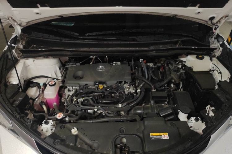 Used Toyota SIENNA 2023 Updated Version 2.5L Hybrid Platinum Edition Engine Bay