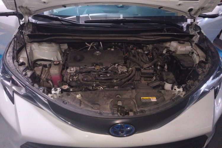 Used Toyota SIENNA 2023 2.5L Hybrid Comfort Edition Engine Bay