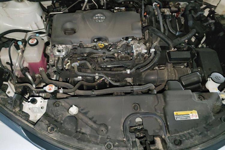 Used Toyota SIENNA 2023 2.5L Hybrid Comfort Edition Engine Bay