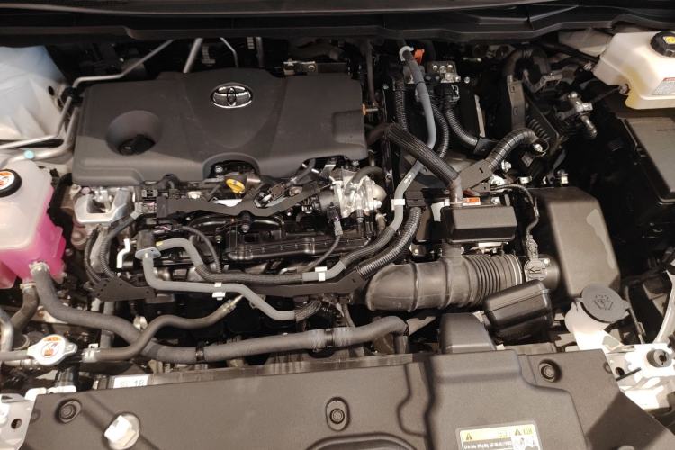 Used Toyota SIENNA 2023 2.5L Hybrid Deluxe Edition Engine Bay