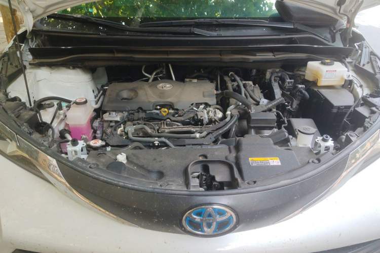 Used Toyota SIENNA 2023 2.5L Hybrid Comfort Edition Engine Bay