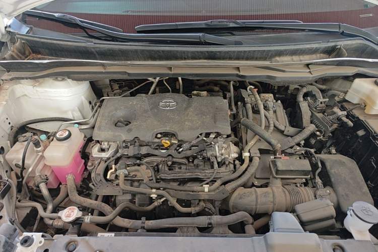 Used Toyota SIENNA 2023 2.5L Hybrid Comfort Edition Engine Bay