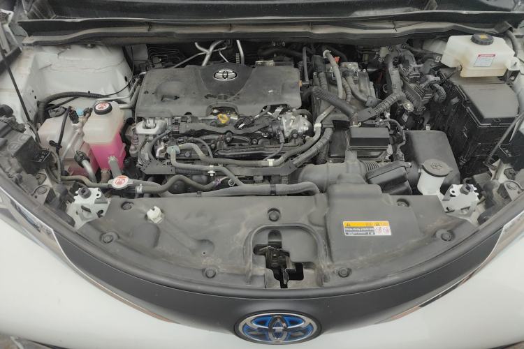 Used Toyota SIENNA 2023 2.5L Hybrid Comfort Edition Engine Bay
