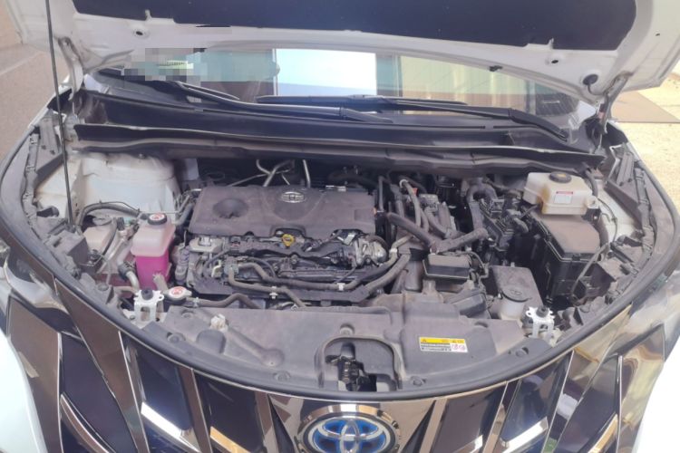 Used Toyota SIENNA 2023 2.5L Hybrid Luxury Welfare Edition Engine Bay