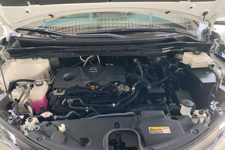 Used Toyota SIENNA 2023 2.5L Hybrid Comfort Edition Engine Bay