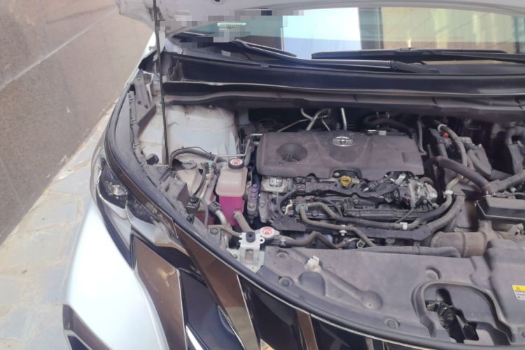 Used Toyota SIENNA 2023 2.5L Hybrid Luxury Welfare Edition Engine Bay Right